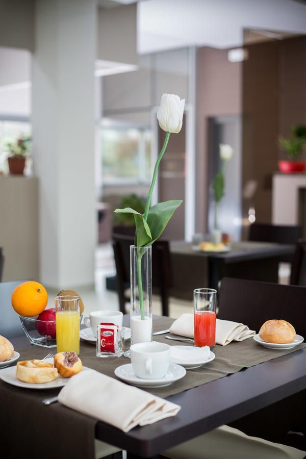 Garni House Majorana Hotel Rende Buitenkant foto